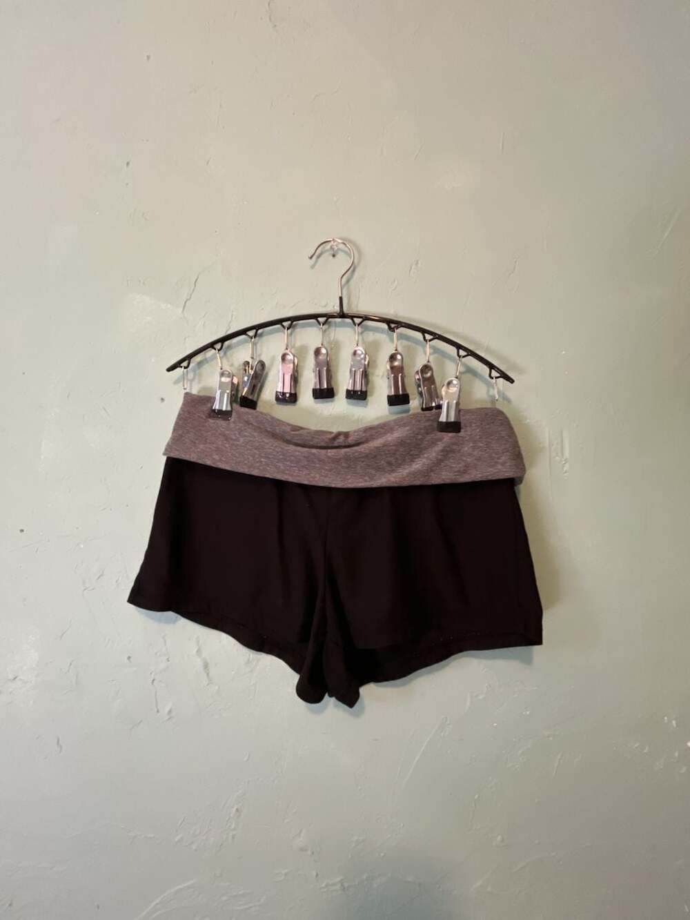 No Boundaries Fold Over Waist Athletic Shorts Black Gray Size M (7-9)